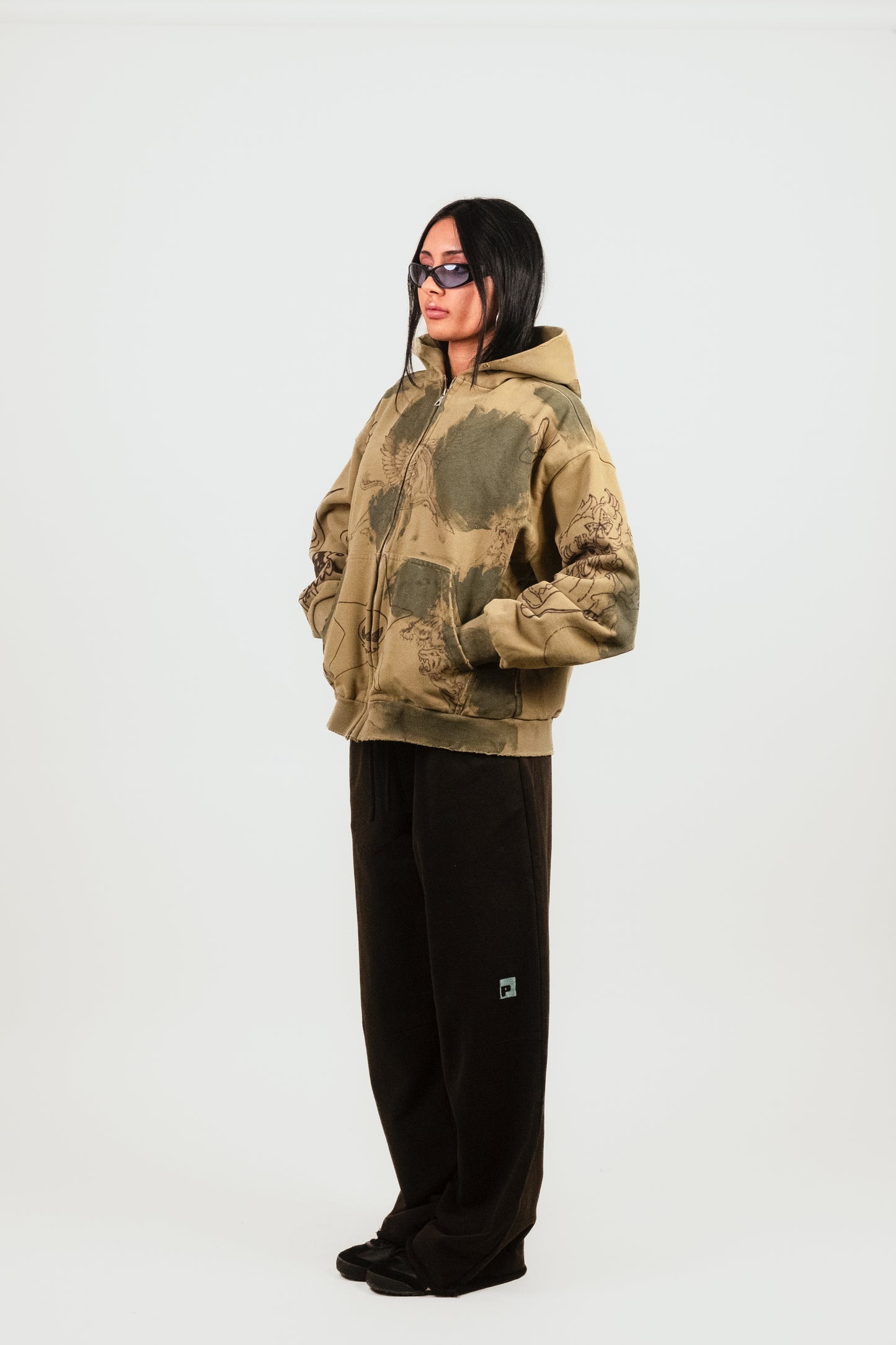 Second Skin Hoodie in Grunge - Puppet Theater