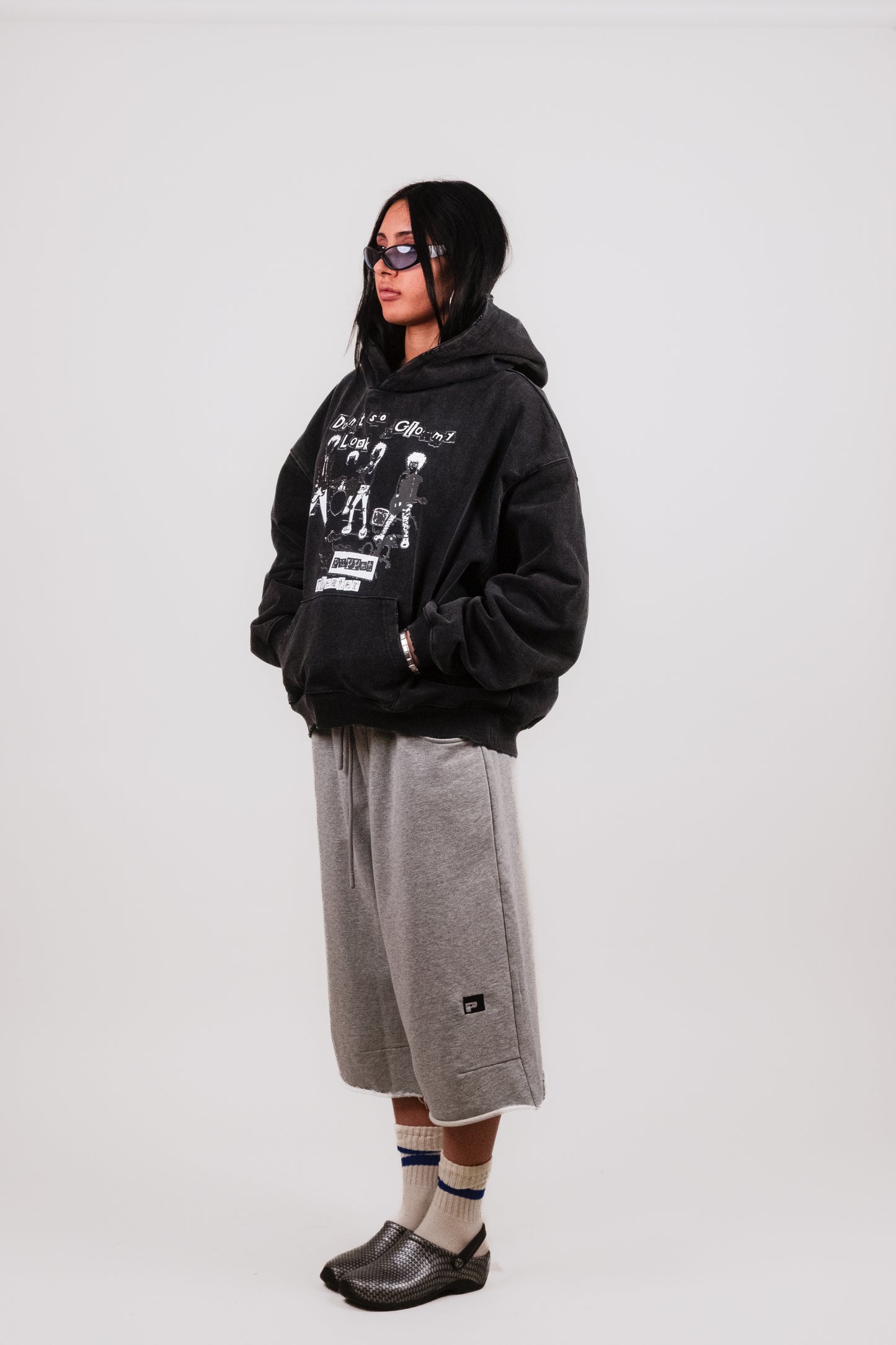 86 Mid-Length Shorts - Puppet Theater