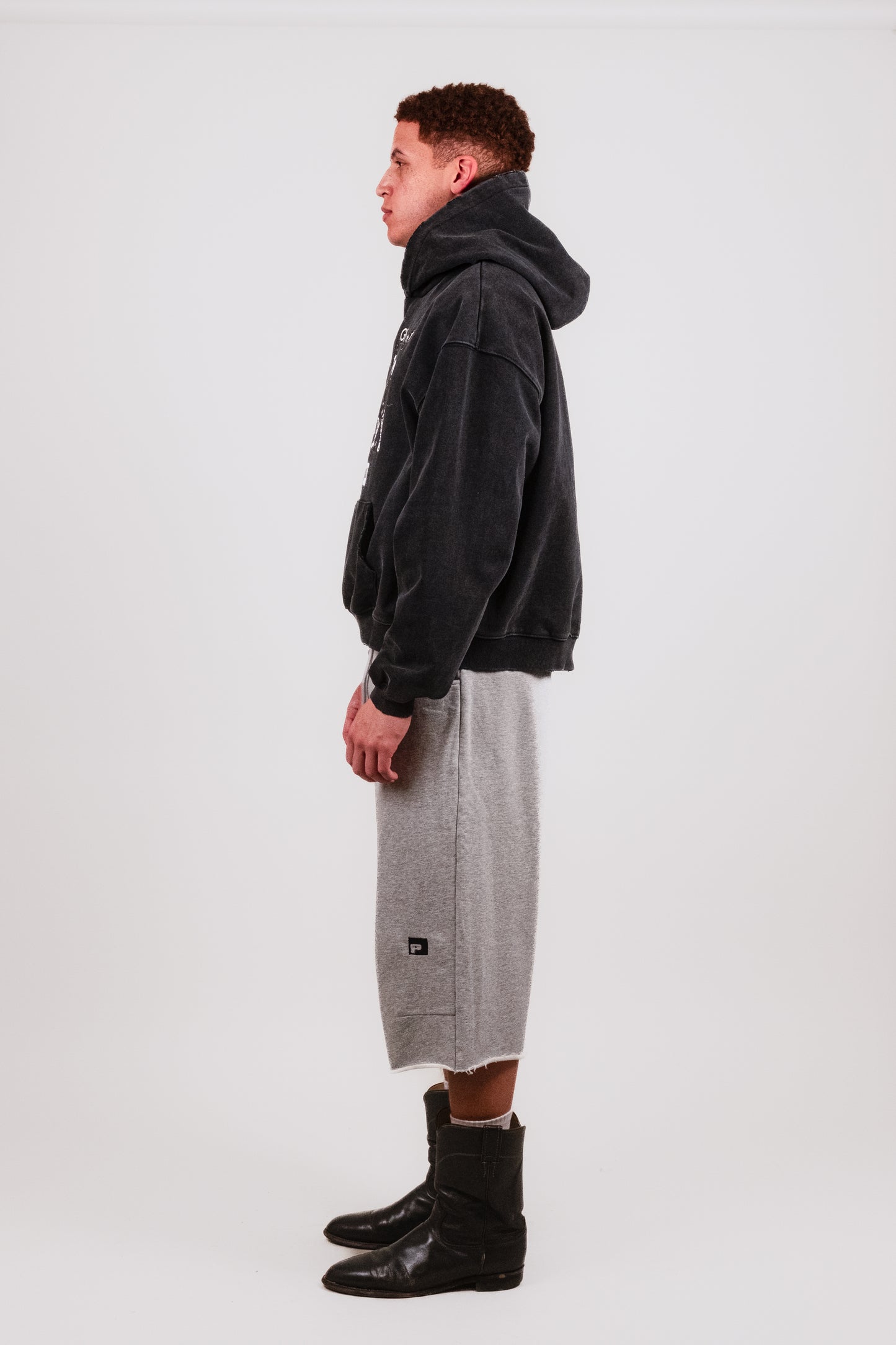 86 Mid-Length Shorts - Puppet Theater