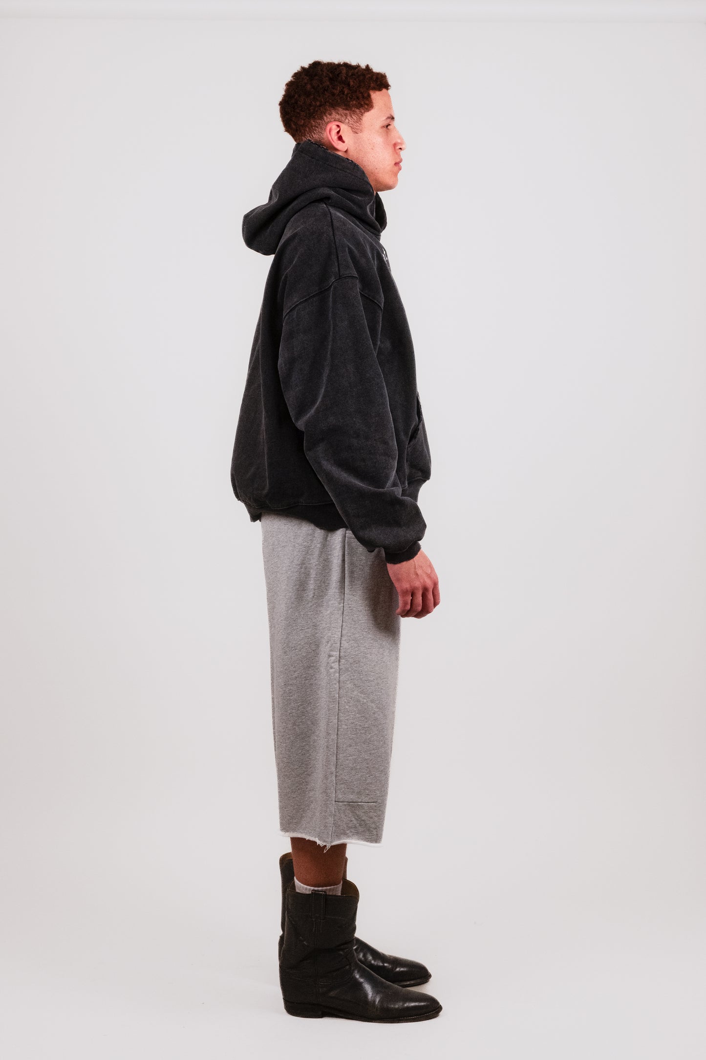 86 Mid-Length Shorts - Puppet Theater