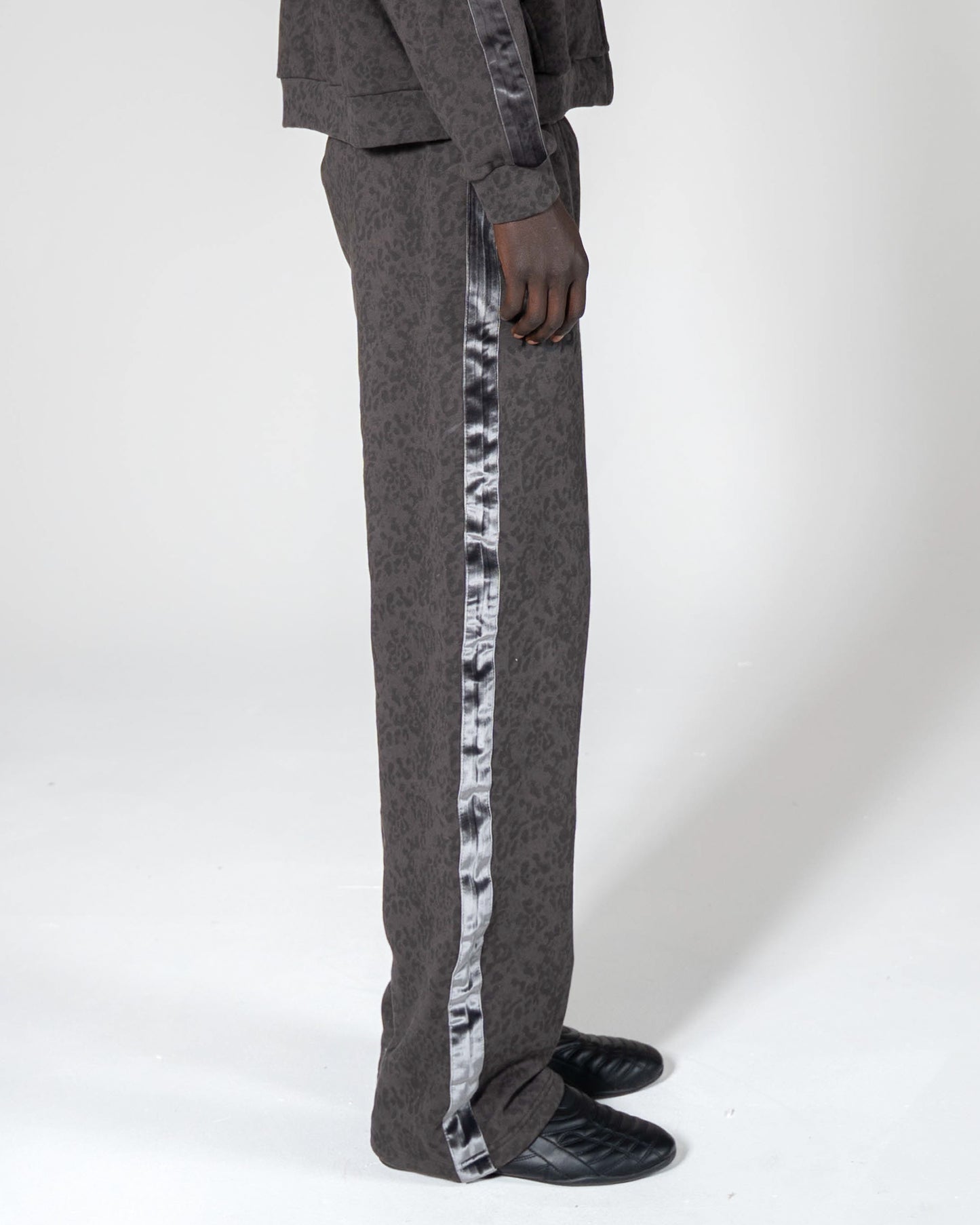 Punk Sweat Suit - Puppet-Theater