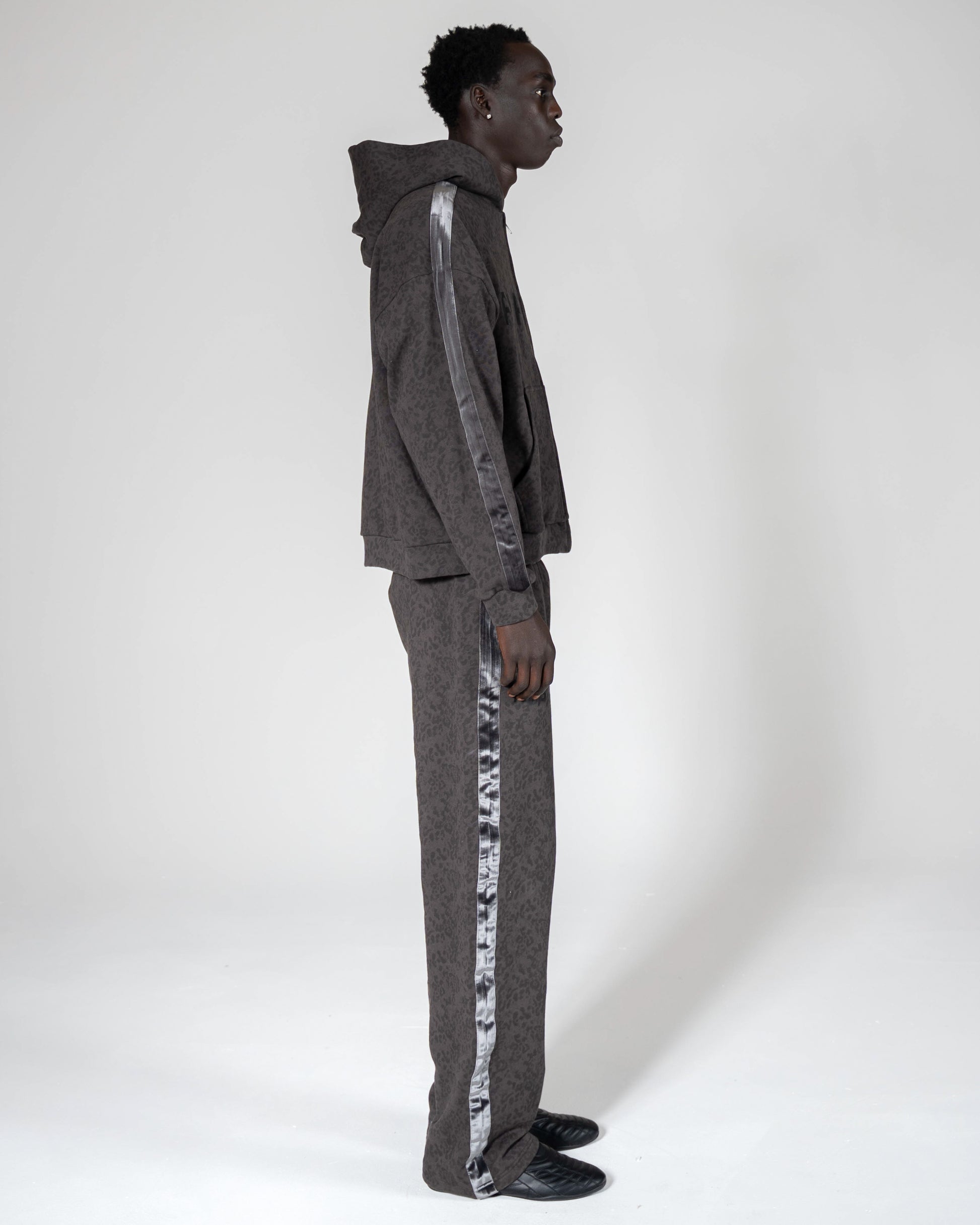 Punk Wash Sweatsuit Top - Puppet-Theater