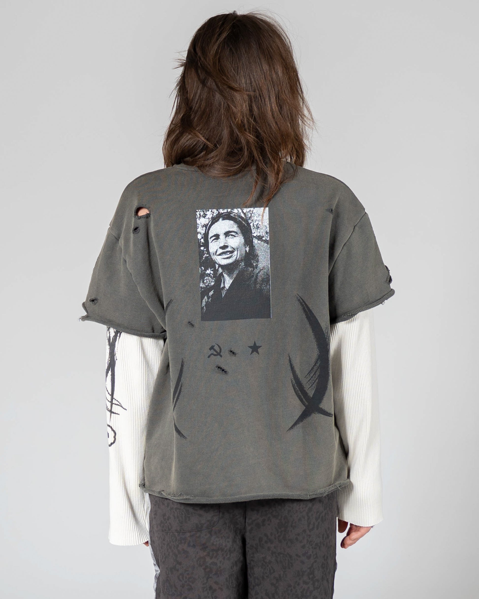 Socialist Hero Kumri Re-Edition - Puppet-Theater