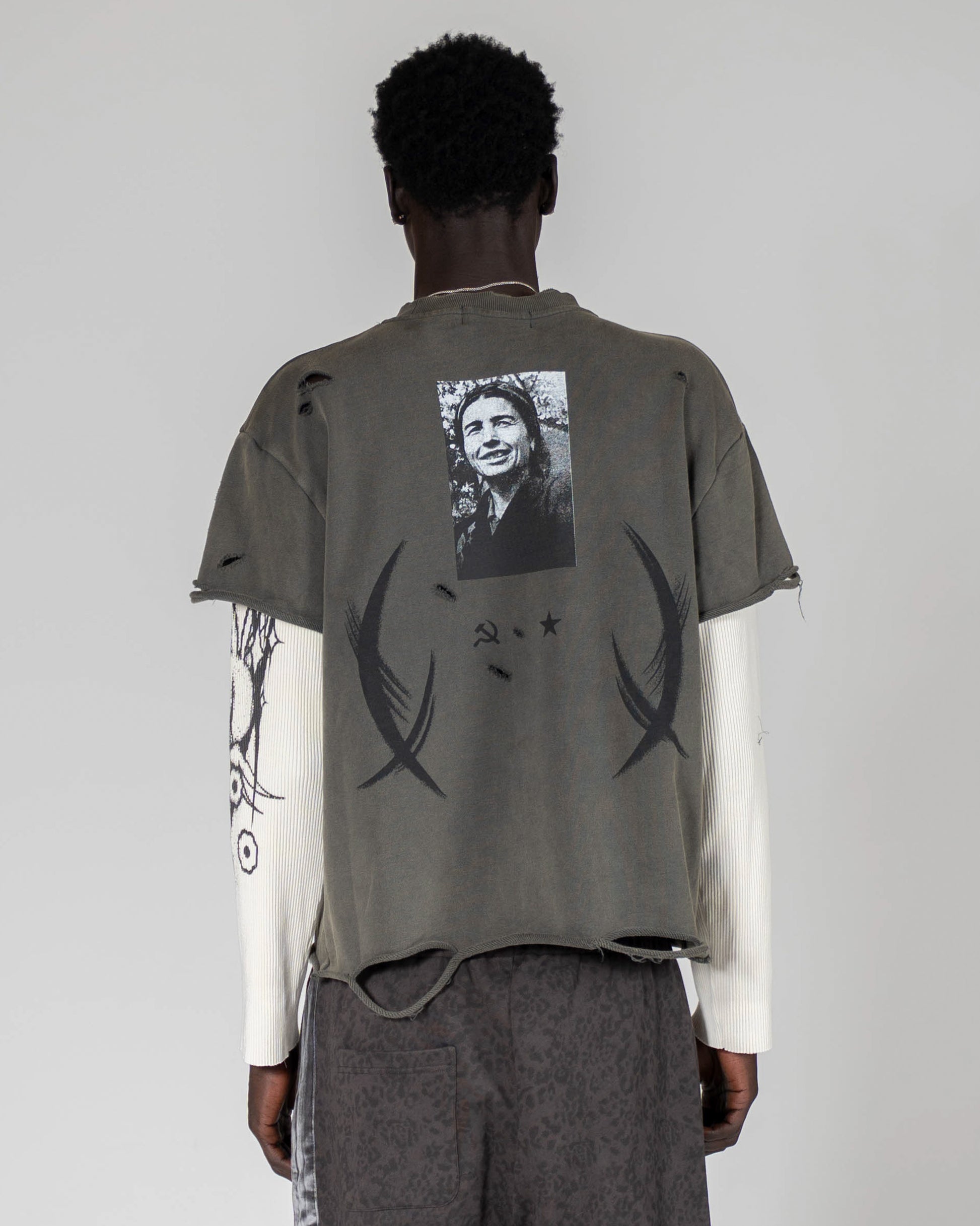 Socialist Hero Kumri Re-Edition - Puppet-Theater