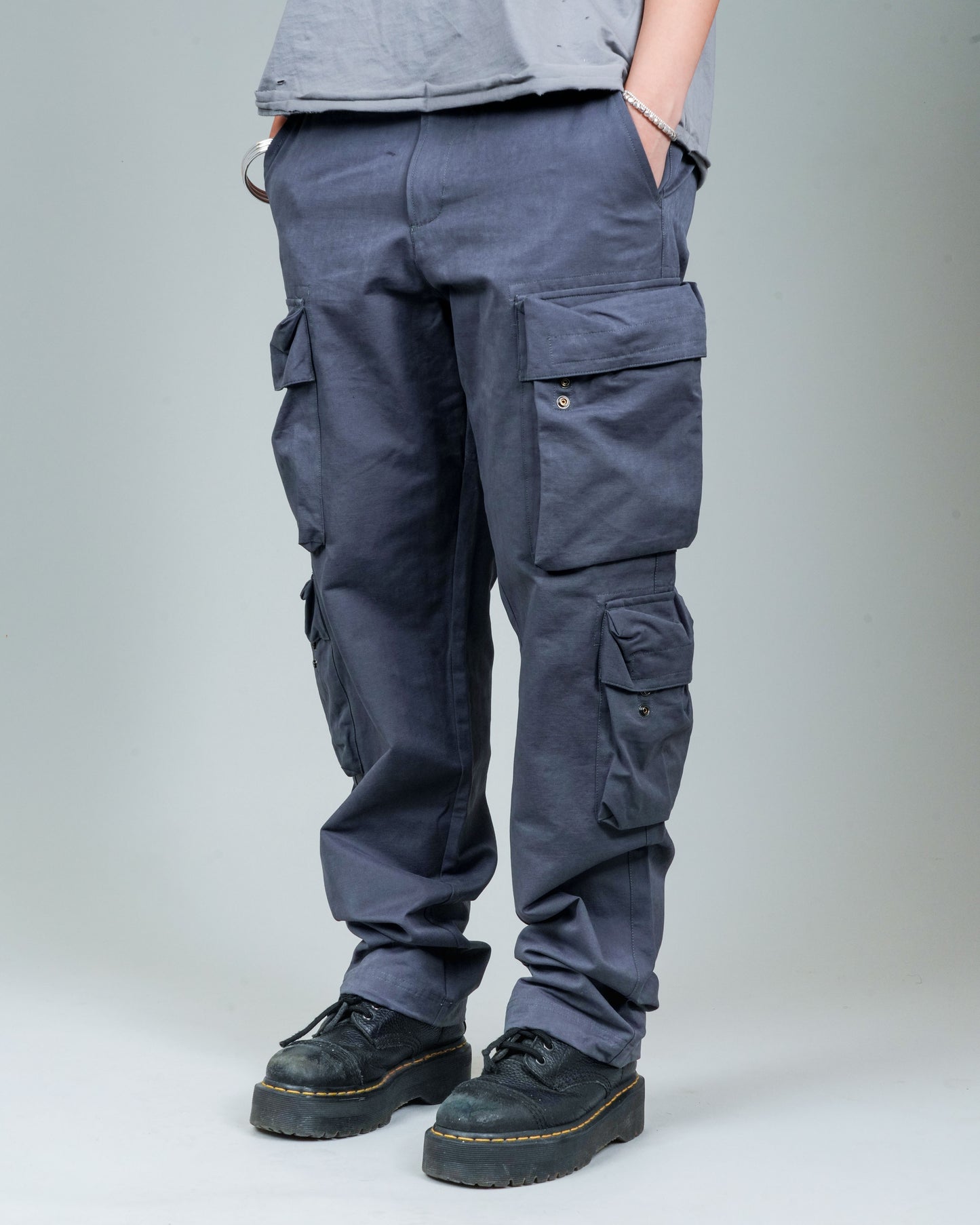 4 Pocket Volume Cargo