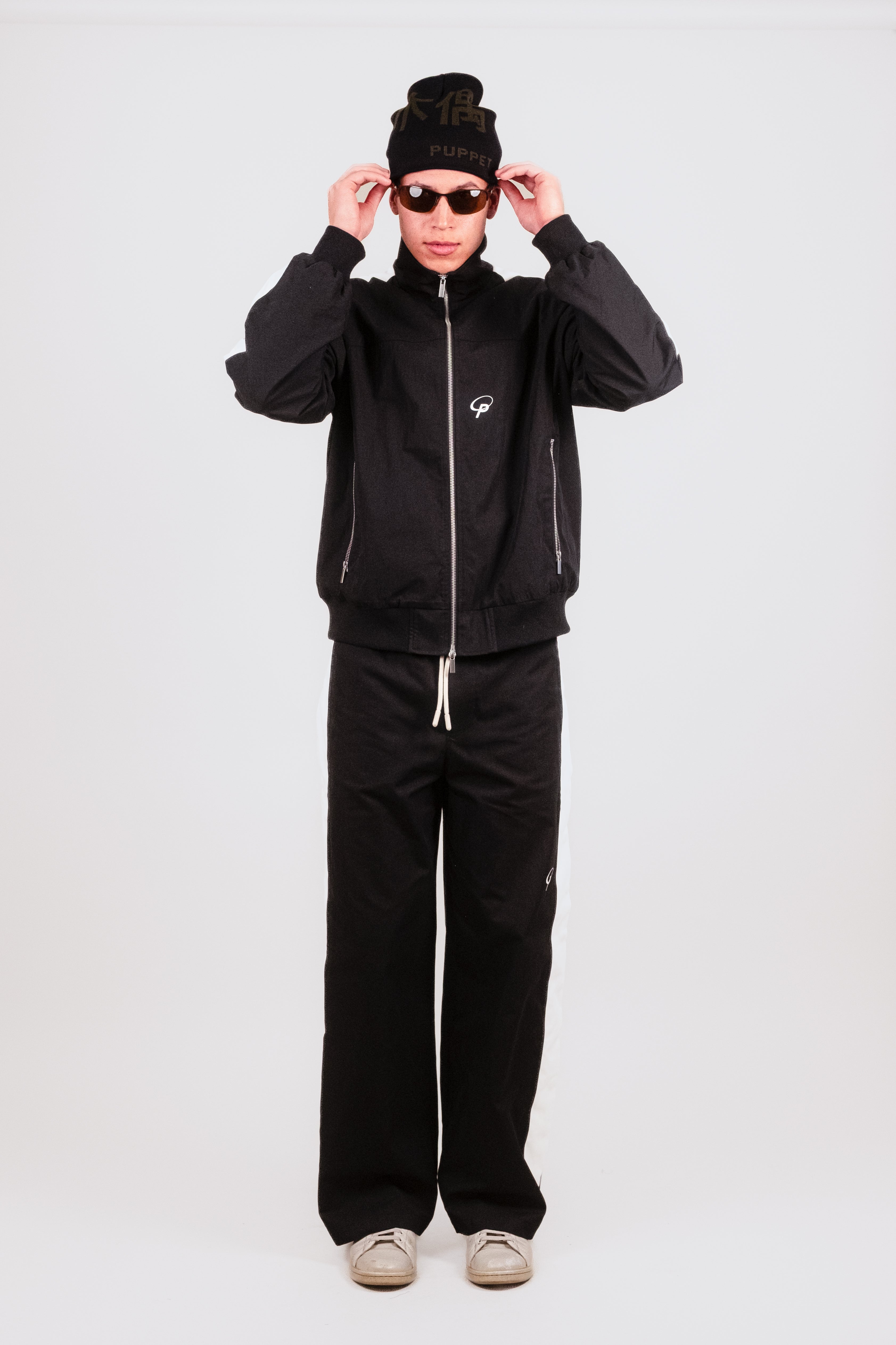 Hanzi Skull Beanie in Black & Olive – Puppet-Theater