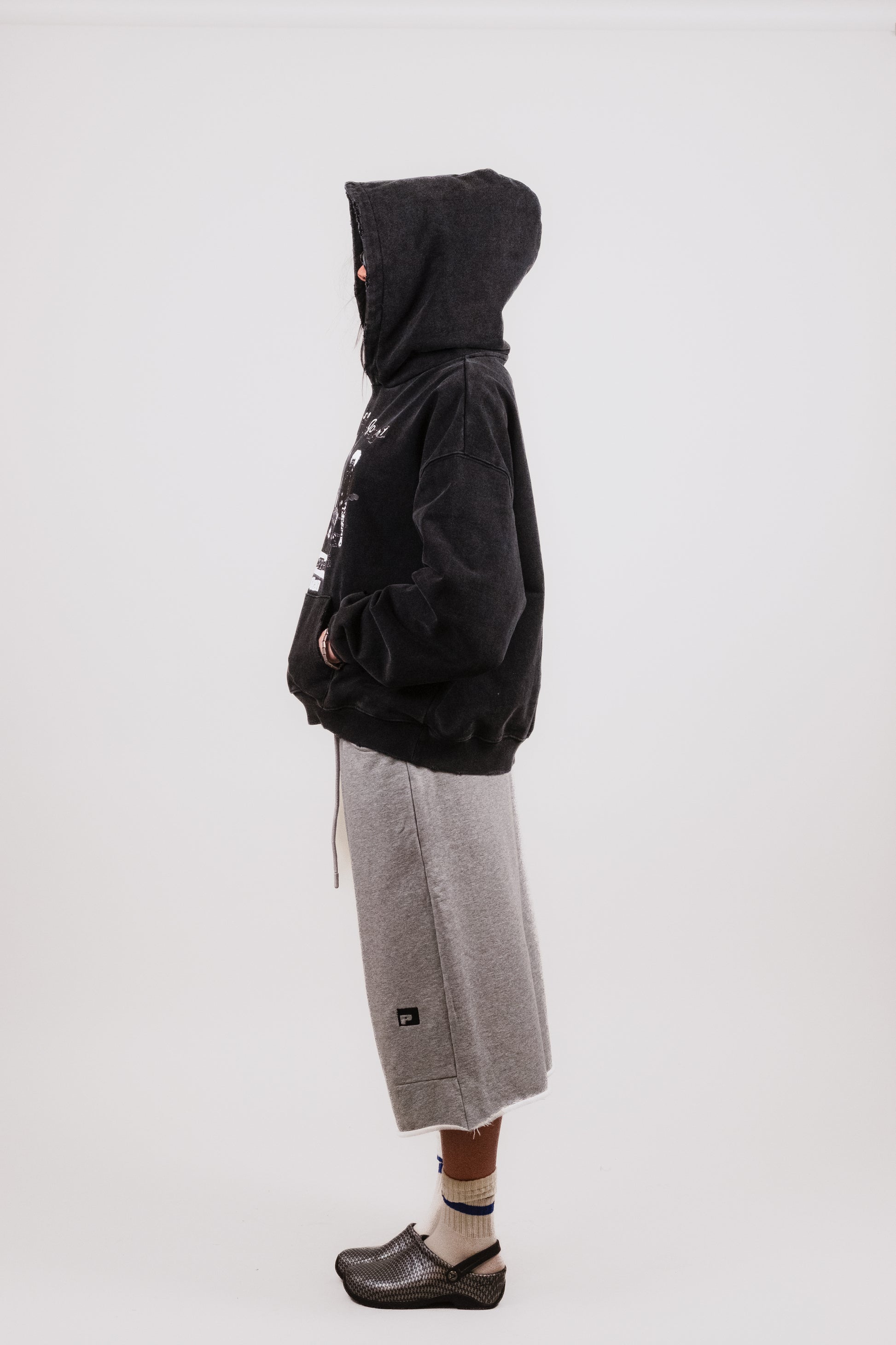 86 Mid-Length Shorts - Puppet Theater