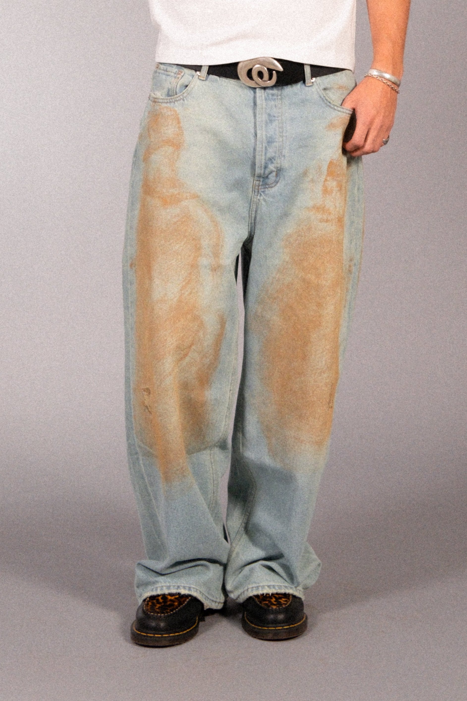 Kurt Jeans - Puppet Theater